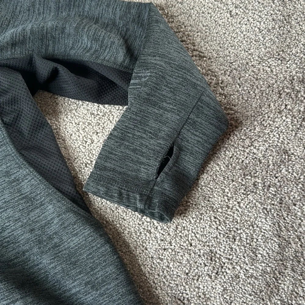 Gerry Weber Gray Black Quarter Zip Long Sleeve Athletic Pullover SIZE M Boys
